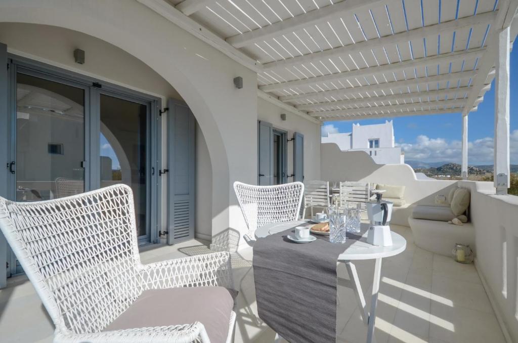 Вилла (Вилла с собственным бассейном), Seaside Naxos | Holiday Villas