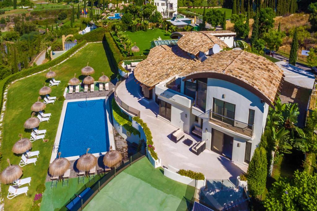 Вилла (Вилла с 10 спальнями), VILLA 10 bedrooms NEW GOLDEN MILE, MARBELLA