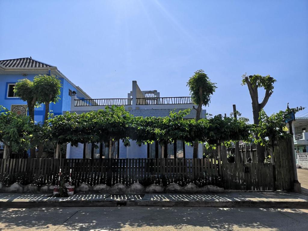 Двухместный (Двухместный номер с 1 кроватью и гидромассажной ванной) курортного отеля Kao Tao Villa Beach Resort, Прачуапкхирикхан