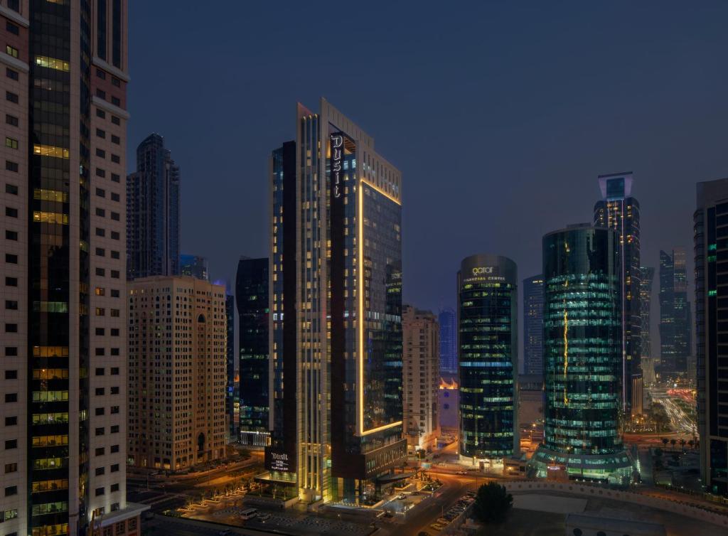 Трехместный (Номер Делюкс), Dusit Doha Hotel