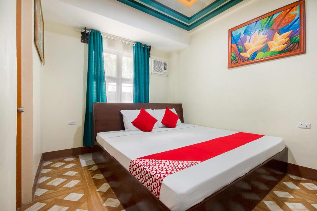Двухместный (Улучшенный двухместный номер с 1 кроватью в лофте) отеля OYO 446 MB's Sunrise View Resort, Ослоб