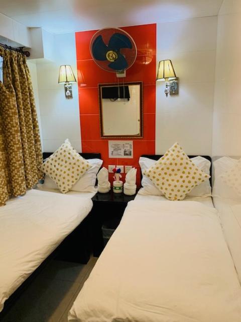Двухместный (Стандартный двухместный номер с 2 отдельными кроватями) гостевого дома Woodstock Hostel, Гонконг (город)