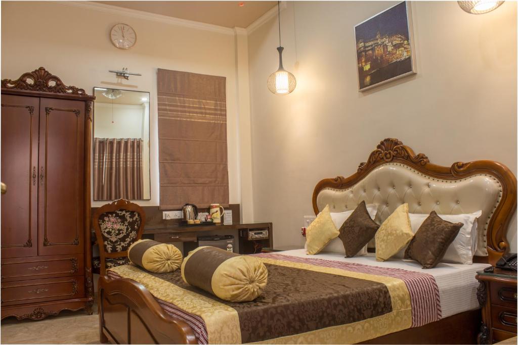 Сьюит (Premium Deluxe Room (Includes Free Heritage Walk Tour & Early check in at 9am, subject to availability)), Shree Ganesha Palace