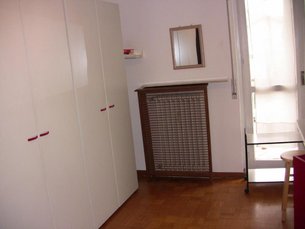 Двухместный (Двухместный номер с 2 отдельными кроватями и общей ванной комнатой) отеля B&B Early Leaving Bergamo Airport, Бергамо