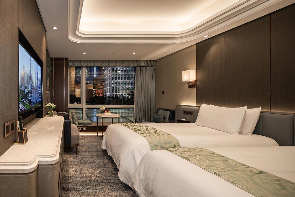 Двухместный (Улучшенный двухместный номер с 1 кроватью или 2 отдельными кроватями и видом на сад) отеля Oriental Riverside Bund View Hotel (Shanghai International Convention Center), Шанхай
