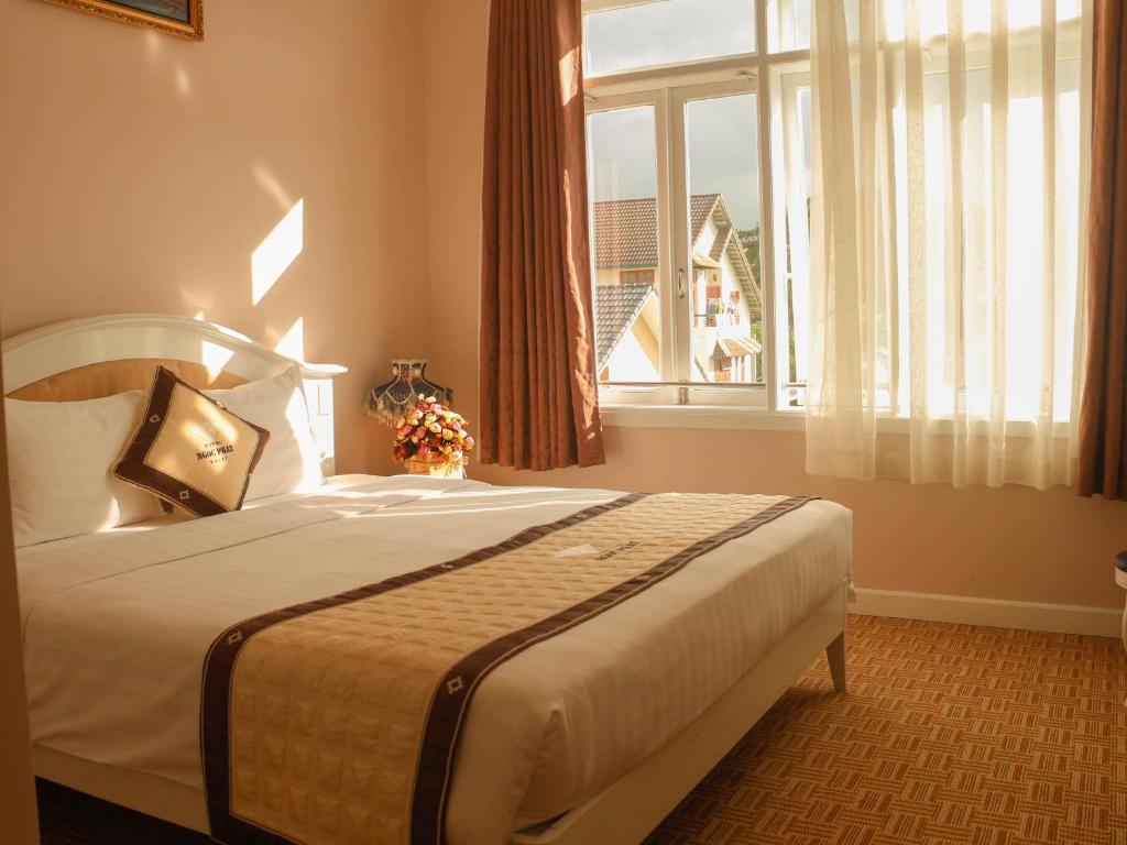 Двухместный (Стандартный двухместный номер с 1 кроватью) отеля Ngoc Phat Dalat Hotel, Далат