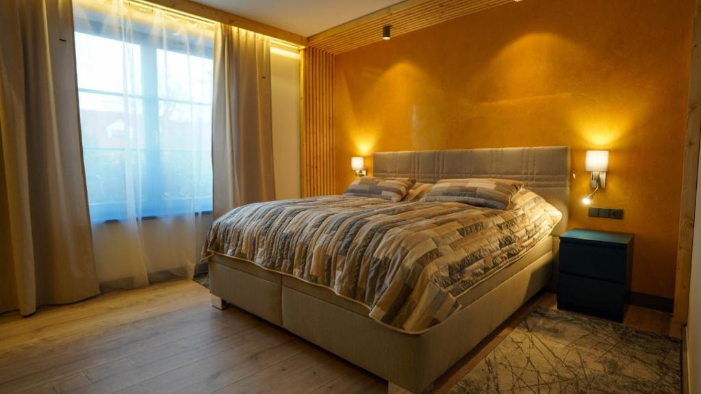 Двухместный (Двухместный номер Делюкс с 1 кроватью и дополнительной кроватью) отеля Sousedi Pavlov, Павлов