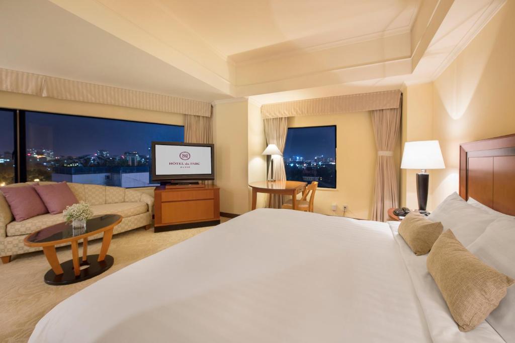 Двухместный (Park view Deluxe King Non Smoking), Hotel Nikko Hanoi