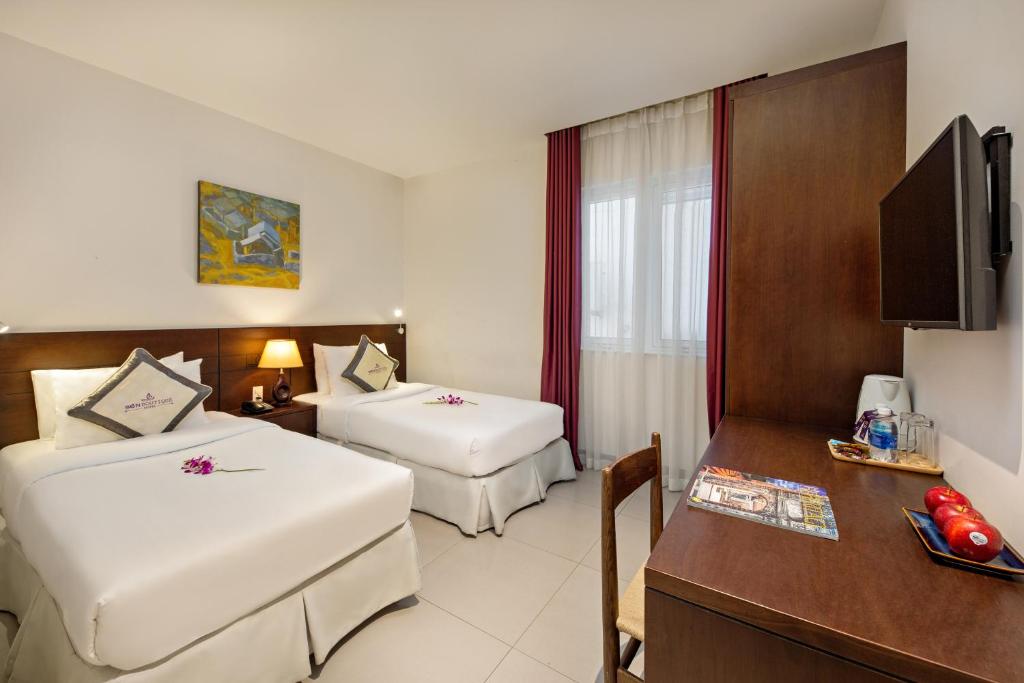 Двухместный (Двухместный номер с 1 кроватью или 2 отдельными кроватями и собственной ванной комнатой) отеля Sen Boutique Hotel, Дананг