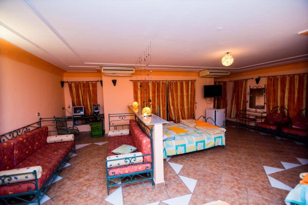 Сьюит (Суперлюкс) курортного отеля La Reine Dahab Hotel, Дахаб