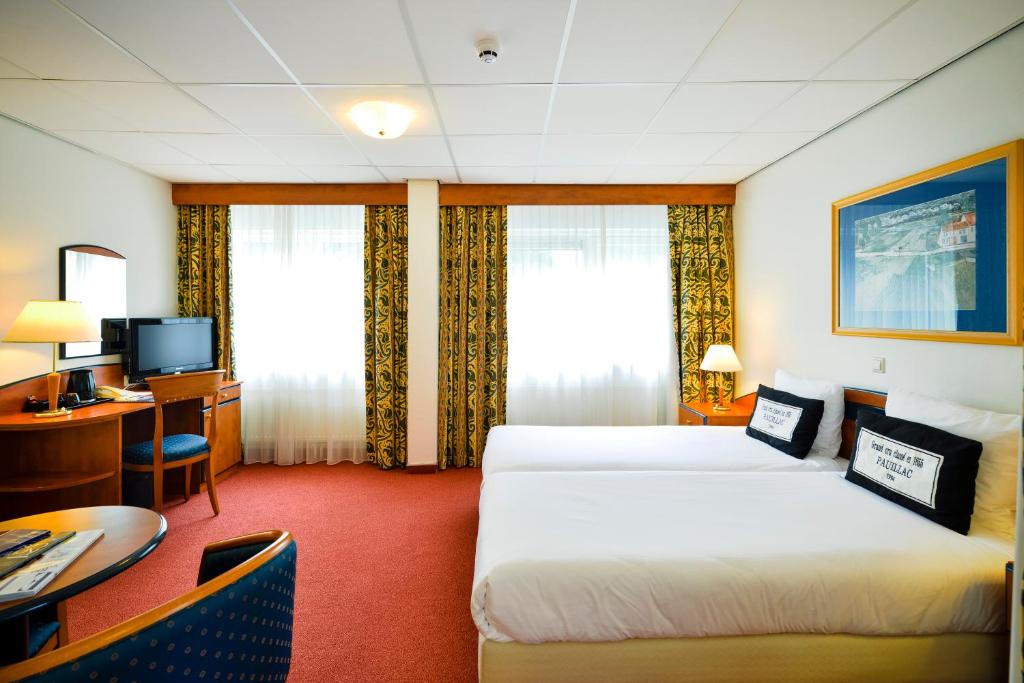 Двухместный (Двухместный номер Делюкс с 1 кроватью и душем) отеля Fletcher Hotel Restaurant Beekbergen-Apeldoorn, Арнем