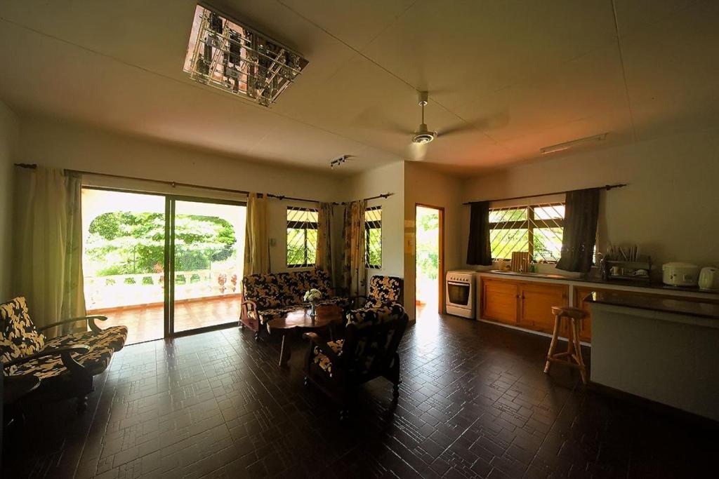 Студио (Шале (для 2 взрослых)) гостевого дома Coco Bay Villa, Баи-Сейнт-Энн