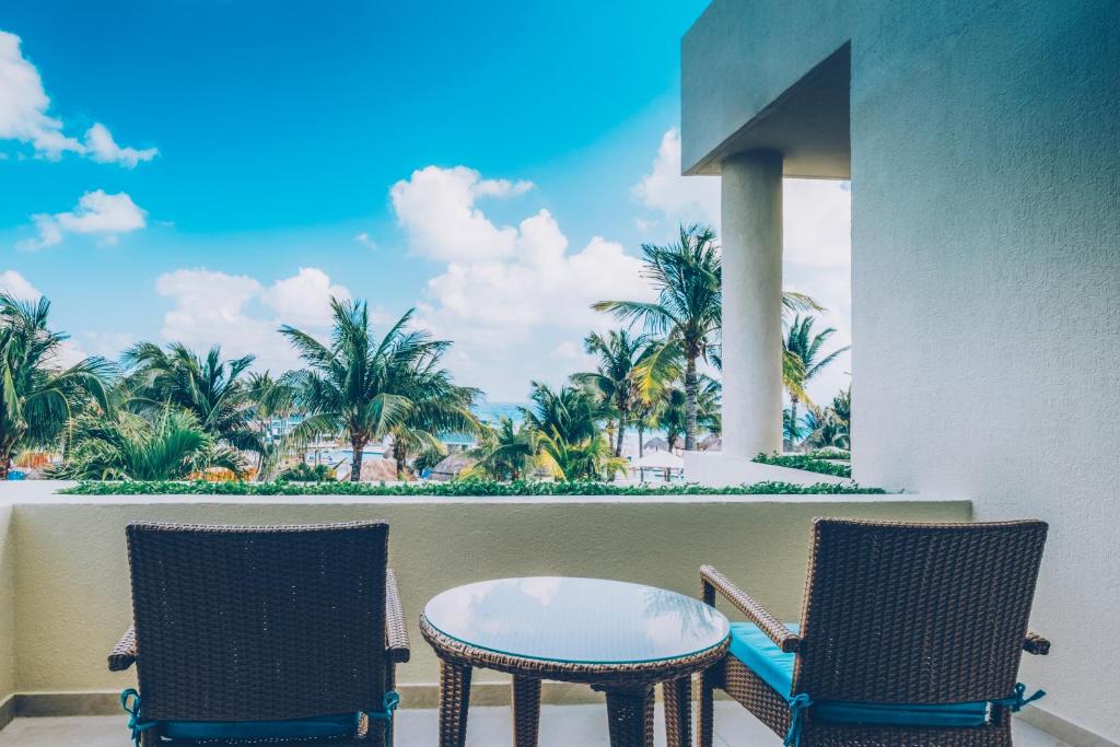 Вилла (Вилла с видом на сад (для 2 взрослых)) курортного отеля Iberostar Cancun, Канкун