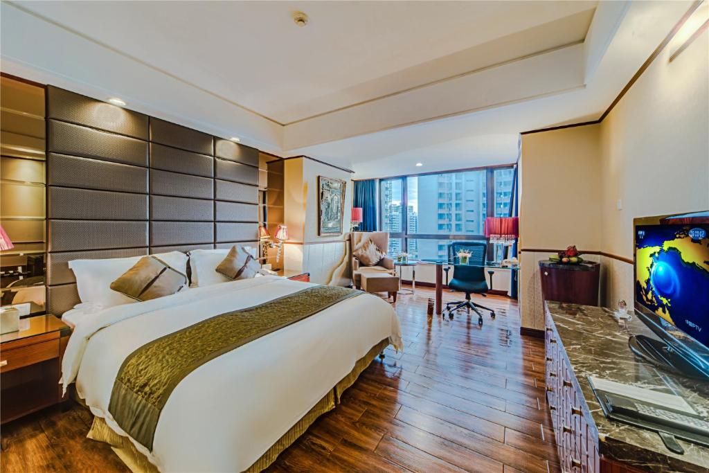 Двухместный (Номер Делюкс с кроватью размера «queen-size») отеля Ming Guang International Grand Hotel Haikou, Хайкоу