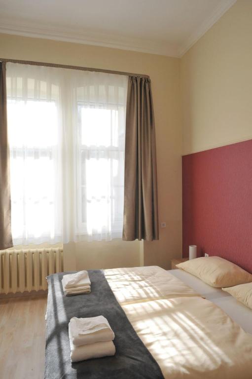 Двухместный (Стандартный двухместный номер с 2 отдельными кроватями) гостевого дома Piros Arany, Калокса