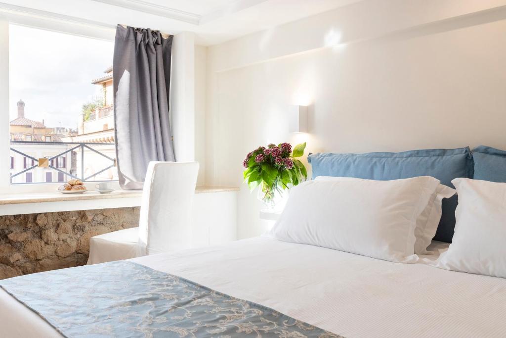 Двухместный (Двухместный номер с 1 кроватью или 2 отдельными кроватями - Мансарда) отеля Pantheonview - Luxury Suites, Рим