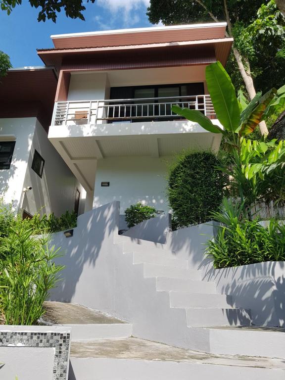 Вилла (Вилла с видом на сад), Balcony Villa