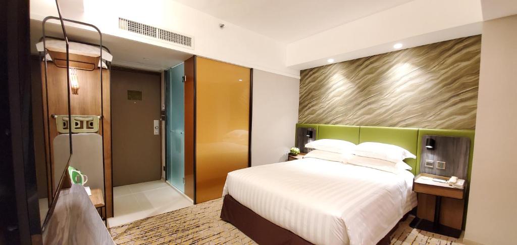 Двухместный (Premier Earth with Double Bed) отеля Wharney Guang Dong Hong Kong, Гонконг (город)