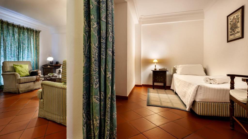 Двухместный (Специальное предложение - Двухместный номер с 1 кроватью или 2 отдельными кроватями, новогодний пакет услуг) отеля Pousada de Marvao, Марвао