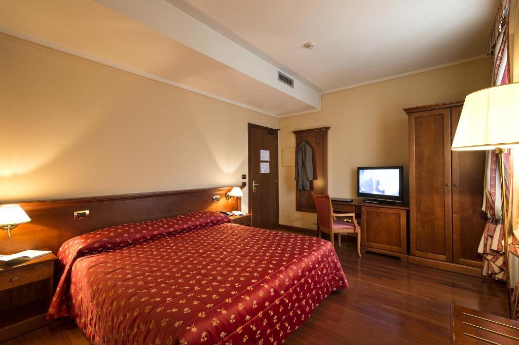 Двухместный (Номер с кроватью размера «king-size») отеля Centro Paolo VI, Брешиа