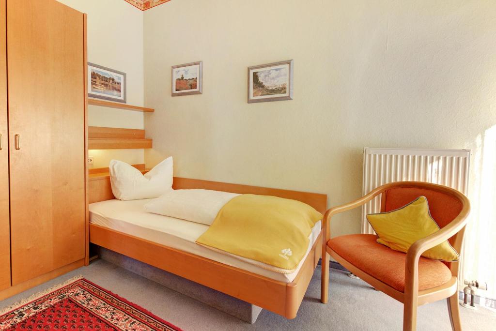 Одноместный (Одноместный номер) гостевого дома Hotel Fidelitas, Баден-Баден