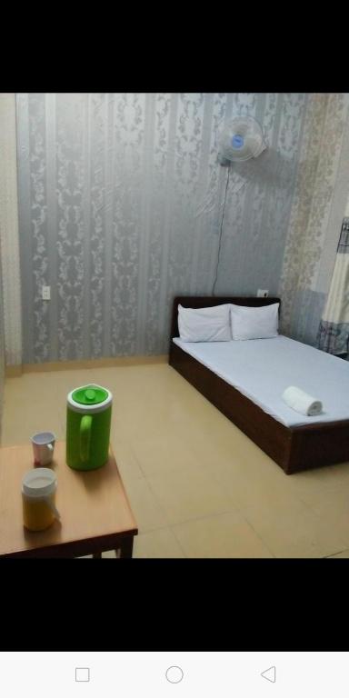Двухместный (Стандартный номер с кроватью размера «king-size») мотеля Nhà nghỉ hiền quý 3, Дананг