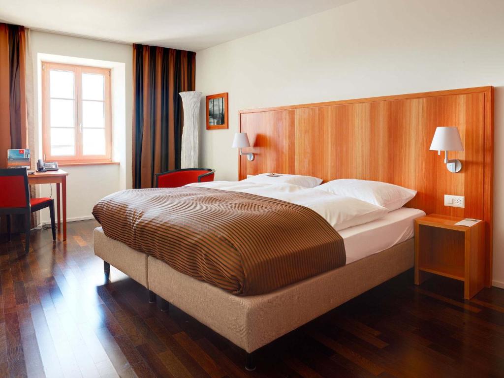 Двухместный (Улучшенный двухместный номер с 1 кроватью) отеля Hotel Pilatus-Kulm, Люцерн