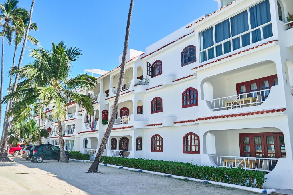 Апартаменты (Апартаменты с видом на море), Los Corales Beach Village