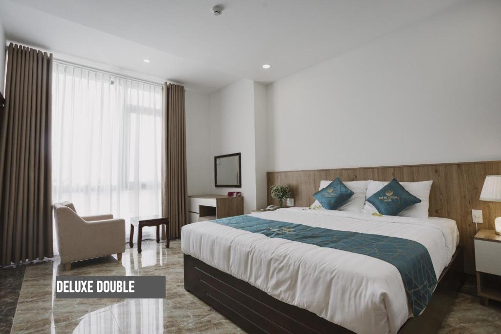 Двухместный (Номер Делюкс с кроватью размера «king-size») отеля Ban Me Central Hotel, Буонметхуот