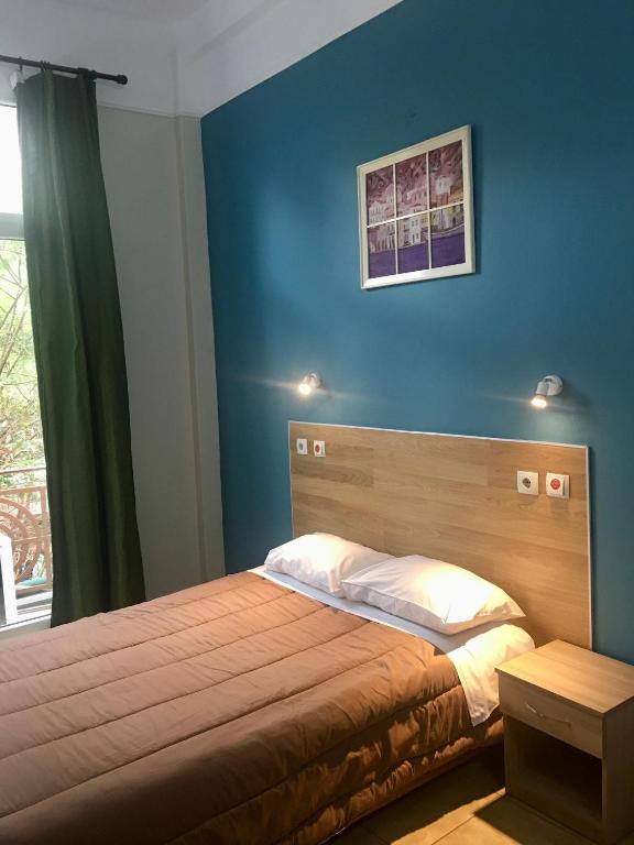 Двухместный (Двухместный номер с 1 кроватью и общей ванной комнатой) отеля Hotel Kastoria, Салоники