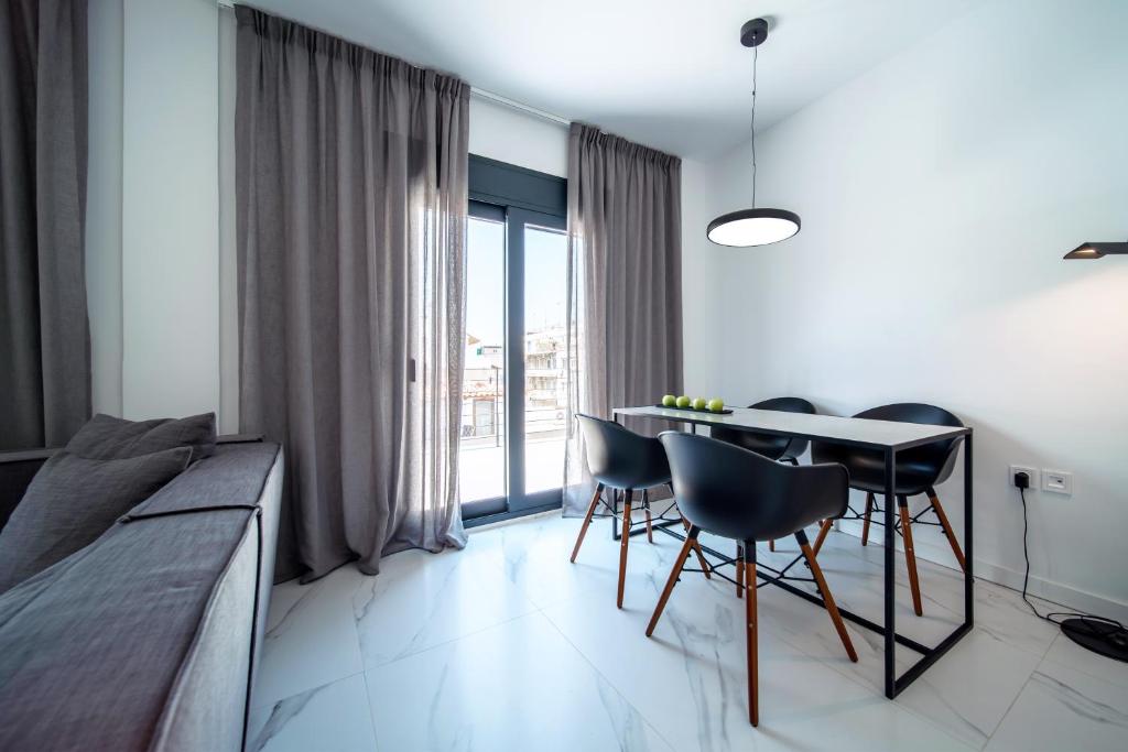 Апартаменты (Апартаменты с балконом), Heritage Boutique Apartments