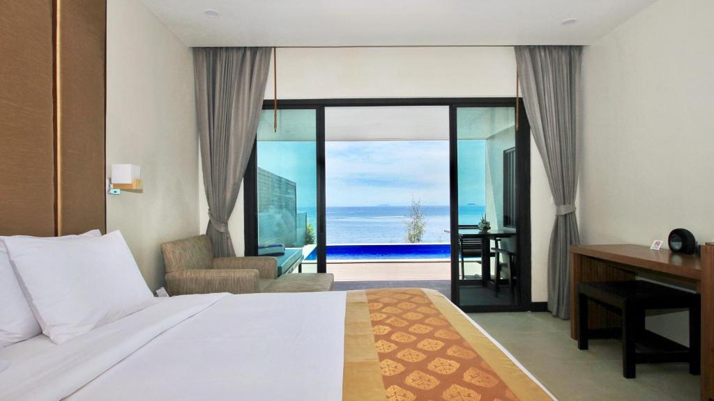 Вилла (Вилла «Оушен Сансет» с бассейном), Курортный отель Holiday Inn Resort Phi Phi Island