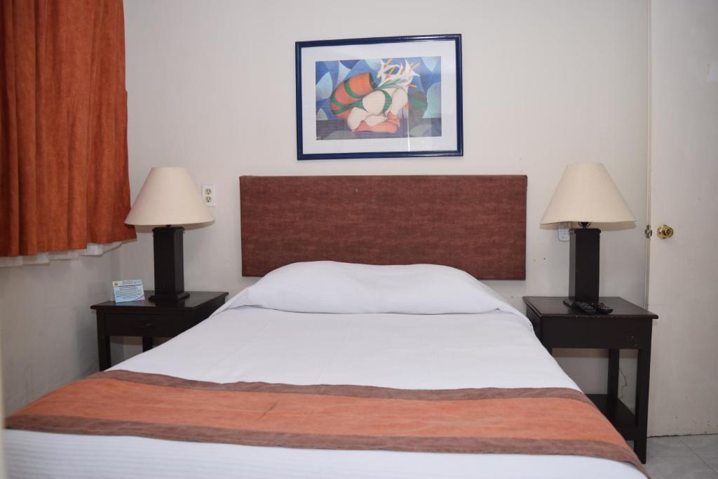 Апартаменты (Апартаменты с 2 спальнями) апарт-отеля Hotel Suites Le Monde, Канкун