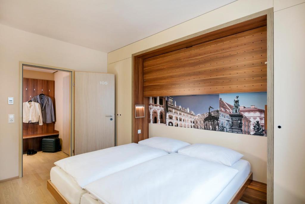 Двухместный (Специальное предложение — Двухместный номер с 1 кроватью) отеля JUFA Hotel Graz, Грац