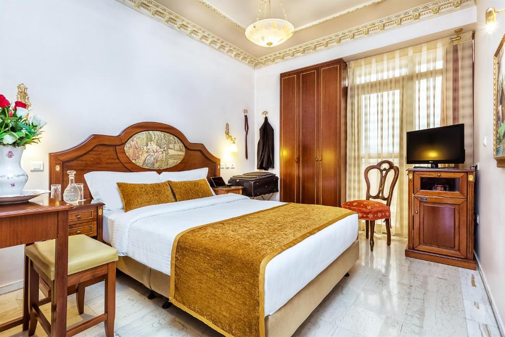 Двухместный (Стандартный номер с кроватью размера «king-size» и видом на город) отеля a.d. Imperial Palace, Салоники