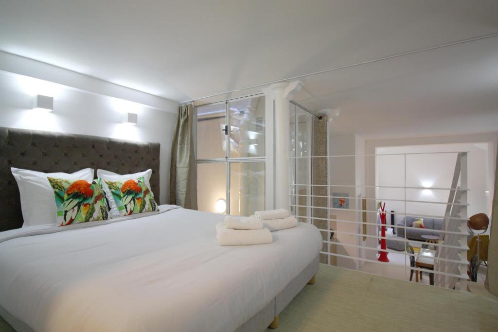 Апартаменты (Апартаменты Делюкс), Apartments Paris Centre - At Home Hotel