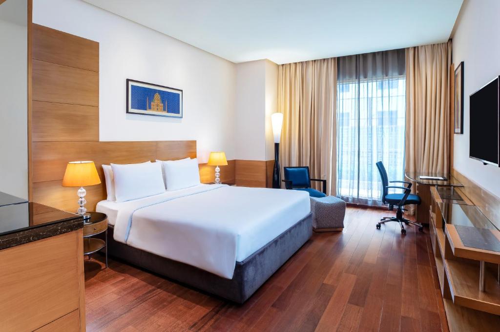 Двухместный (Business Class Double or Twin Room - 25% discount on food and soft beverage), Radisson Blu Marina Hotel Connaught Place