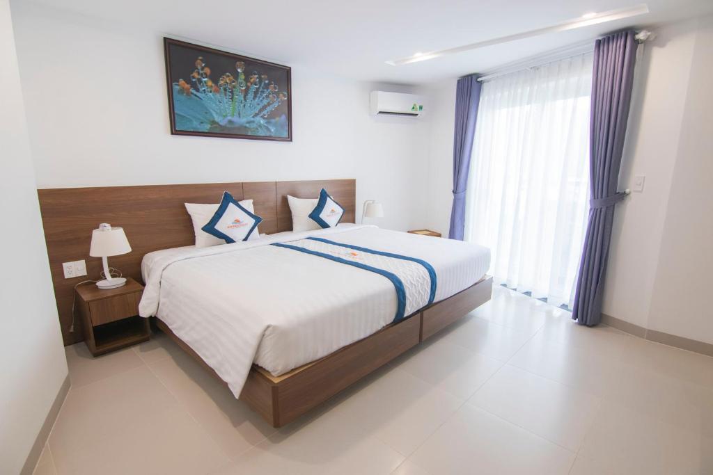 Двухместный (Улучшенный двухместный номер с 2 отдельными кроватями и видом на море) отеля Mermaid Seaside Hotel, Вунгтау