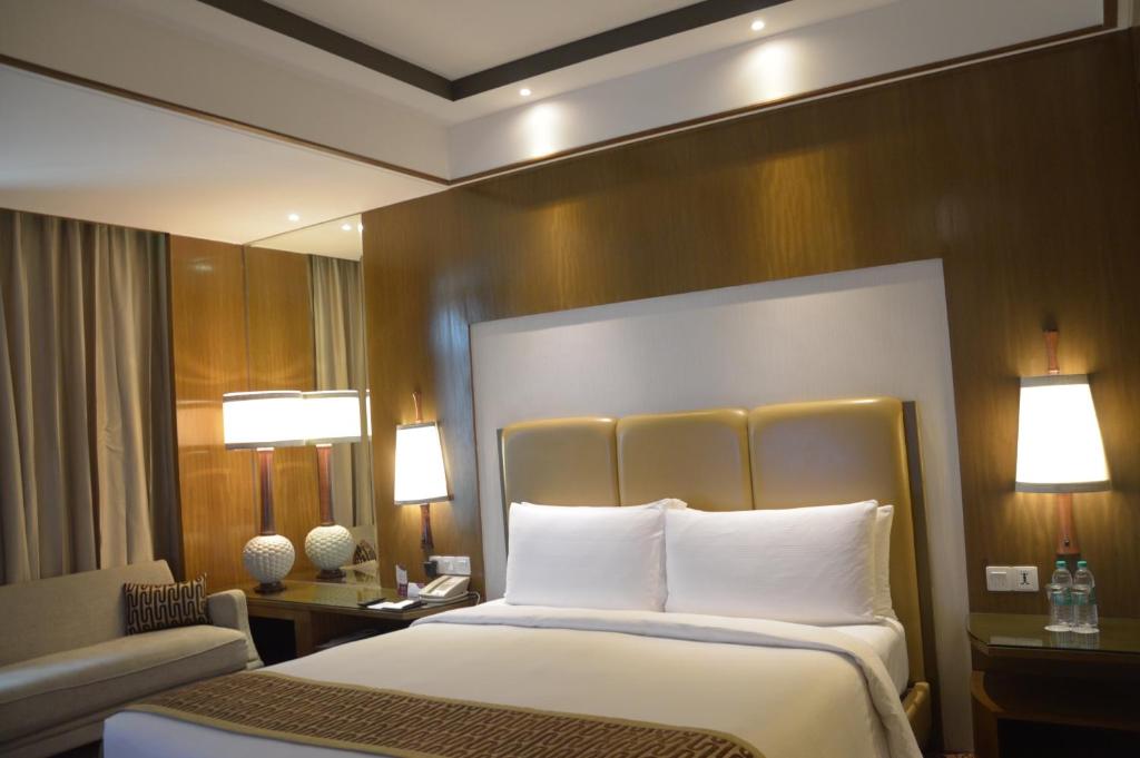 Двухместный (Номер с кроватью размера «king-size»), Crowne Plaza New Delhi Okhla