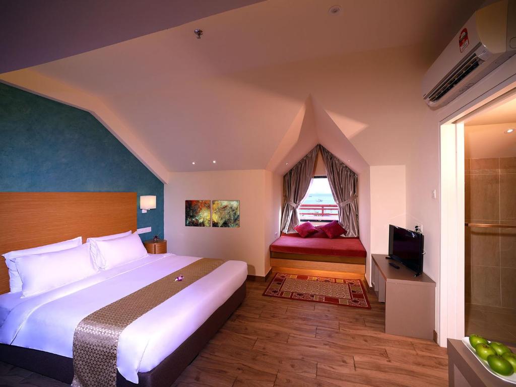 Двухместный (Двухместный лофт с 1 кроватью) курортного отеля Bella Vista Waterfront Resort, Kuah Langkawi, Лангкави
