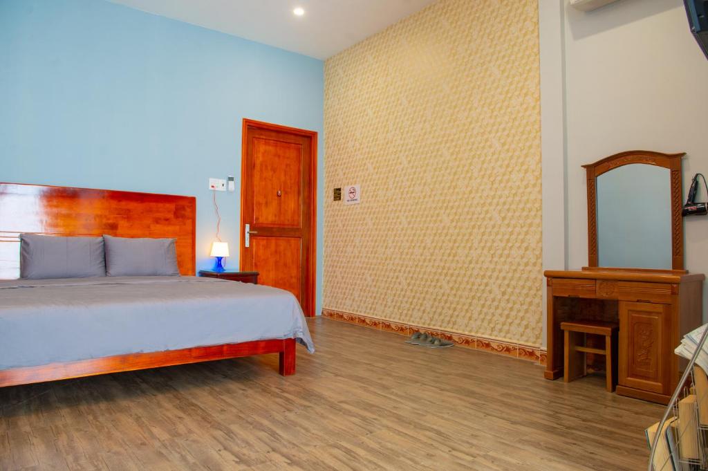 Двухместный (Номер Делюкс с кроватью размера «king-size») семейного отеля Casa Inn hostel & coffee, Кантхо