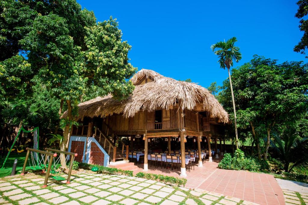 Номер (Шале) курортного отеля May Tropical Villas, Ханой