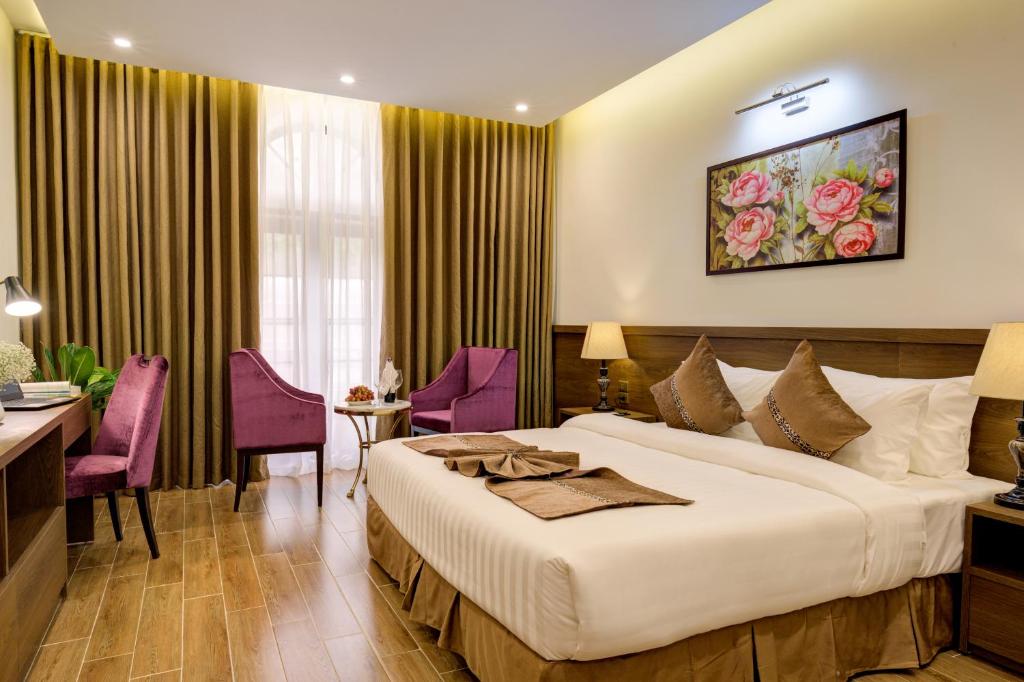Двухместный (Двухместный номер Делюкс с 1 кроватью или 2 отдельными кроватями, вид на горы) отеля Heaven Gate Hotel O Quy Ho, Лаокай