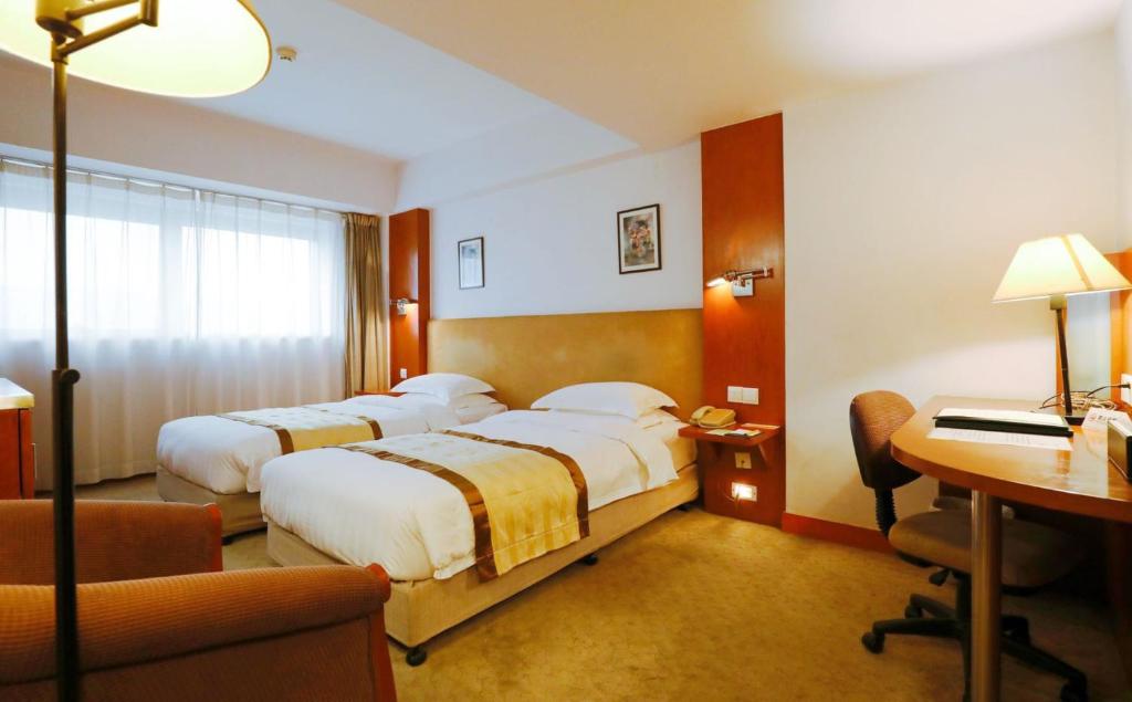 Двухместный (Mainland Chinese Citizen only - Standard Twin Room), The North Garden Hotel