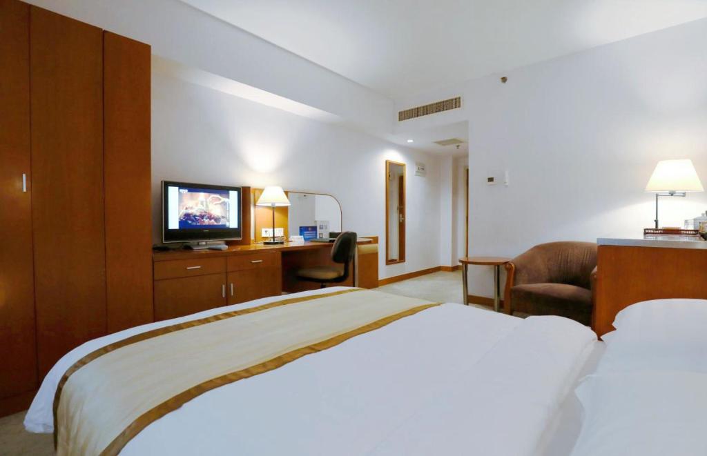 Двухместный (Mainland Chinese Citizen Only - Standard Double Room), The North Garden Hotel