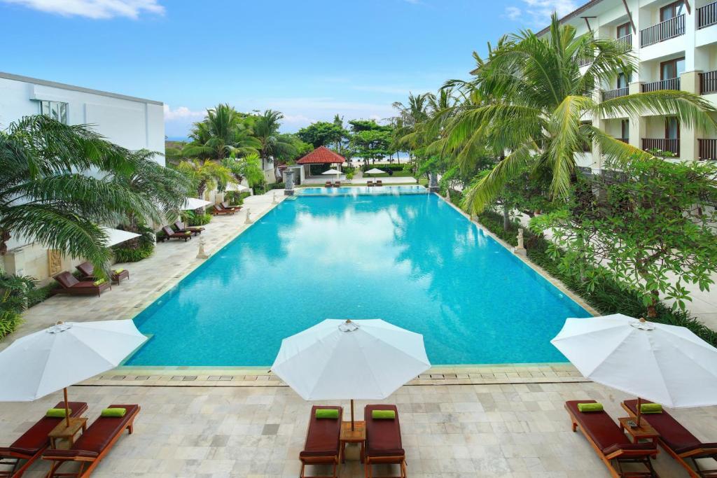 Двухместный (Номер Делюкс с видом на бассейн и бесплатными привилегиями) курортного отеля Bali Relaxing Resort and Spa, Нуса Дуа