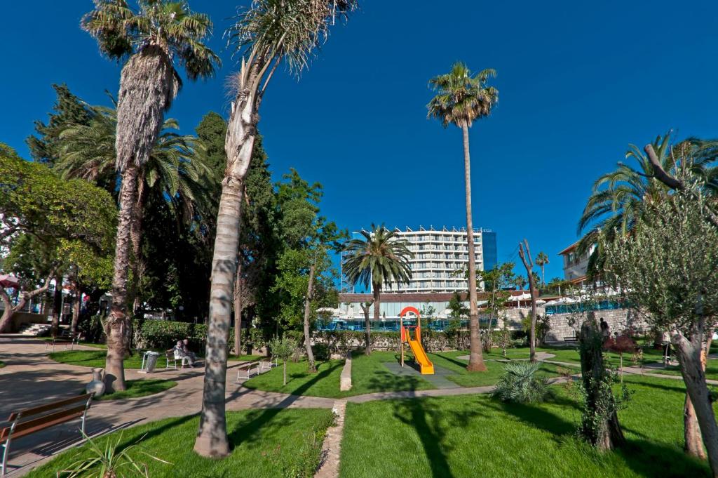 Одноместный (Одноместный номер с балконом и видом на парк), Grand Hotel Park