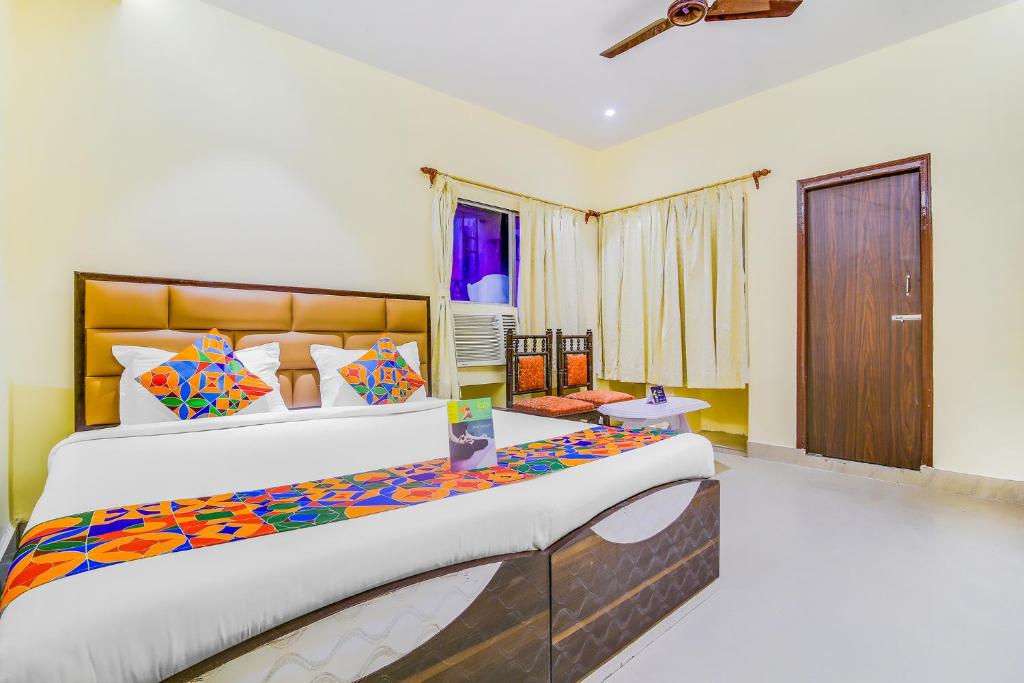 Двухместный (Номер Делюкс) отеля OYO 8998 Hotel Aayash, Калькутта