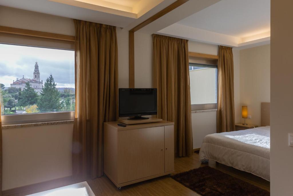 Двухместный (Улучшенный двухместный номер с 1 кроватью) отеля Hotel Casa Sao Nuno, Фатима