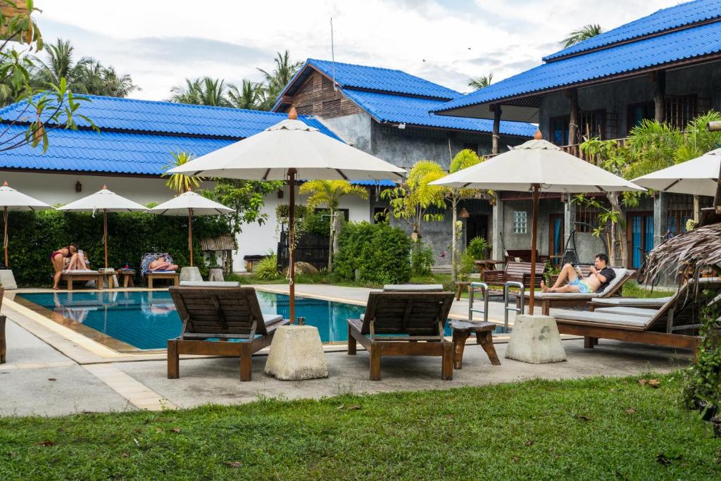 Сьюит (Люкс с кроватью размера «king-size») курортного отеля The Shore Resort, Тонг Сала